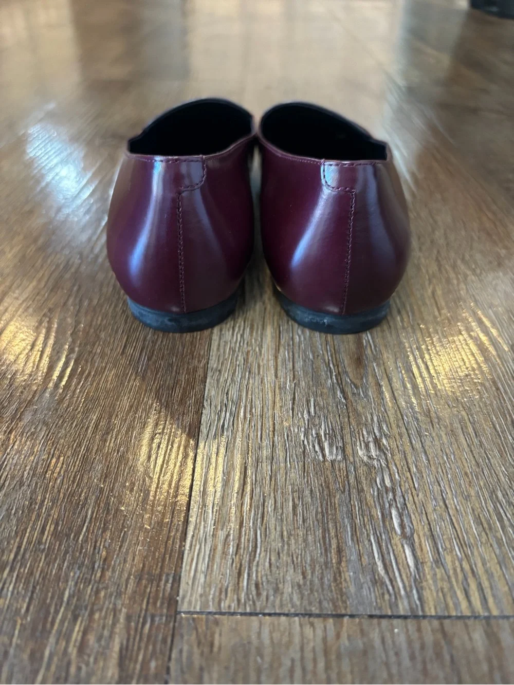 TOD'S Burgundy Patent Leather Pointed-Toe Pumps — Size 6